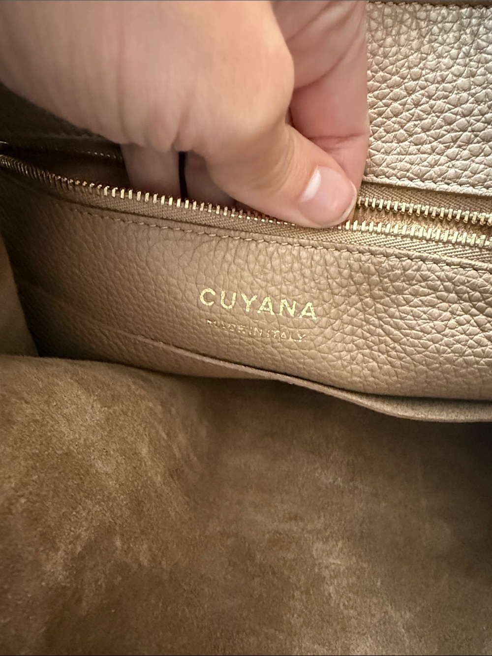 Cuyana Taupe Pebbled Leather Shoulder Bag - Picture 2 of 5